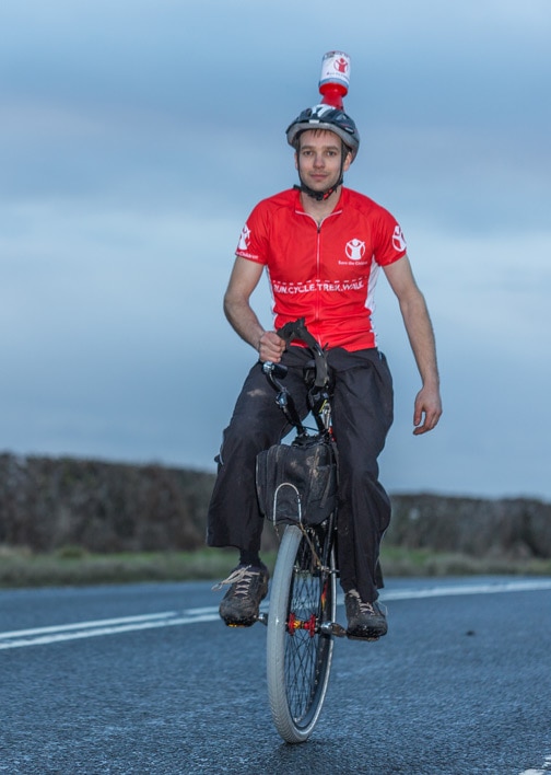 Unicycling for Syrian children